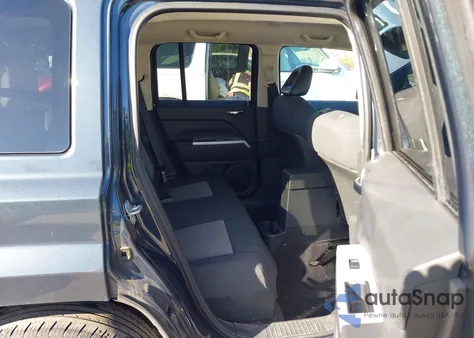 2008 Jeep Patriot Sport из США, поврежденный, VIN 1J8FT28WX8D519480